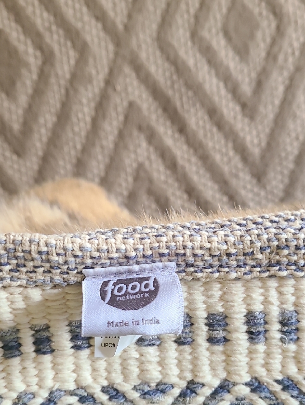 Set Of 4 Food Network Cream and Gray Woven Placemats Label Detail - Picture 2 of 2